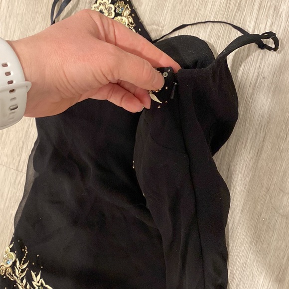 VINTAGE | Marina Black Silk Dress with Floral Sequin Embroidery / Modern Size XS - Picture 8 of 10